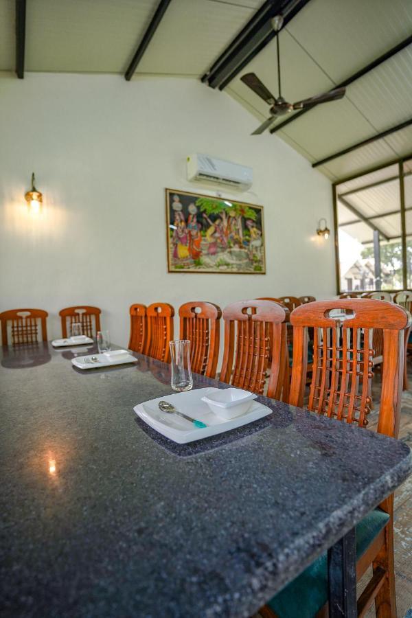 Ninad Homestays Карджат Экстерьер фото