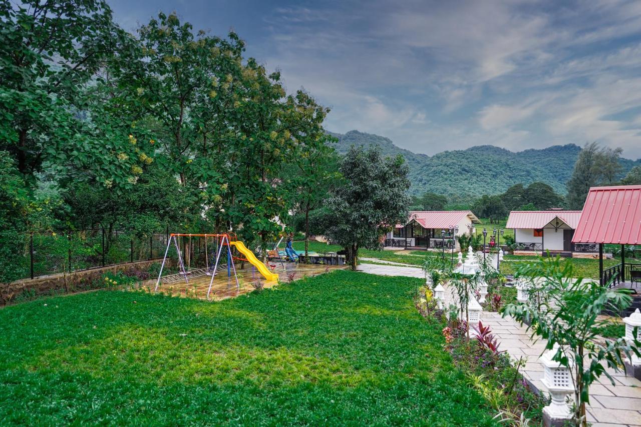 Ninad Homestays Карджат Экстерьер фото