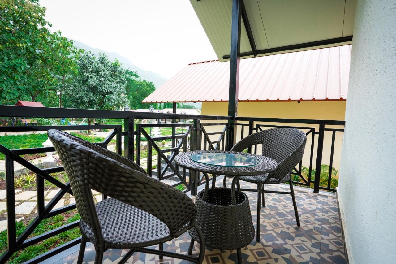 Ninad Homestays Карджат Экстерьер фото