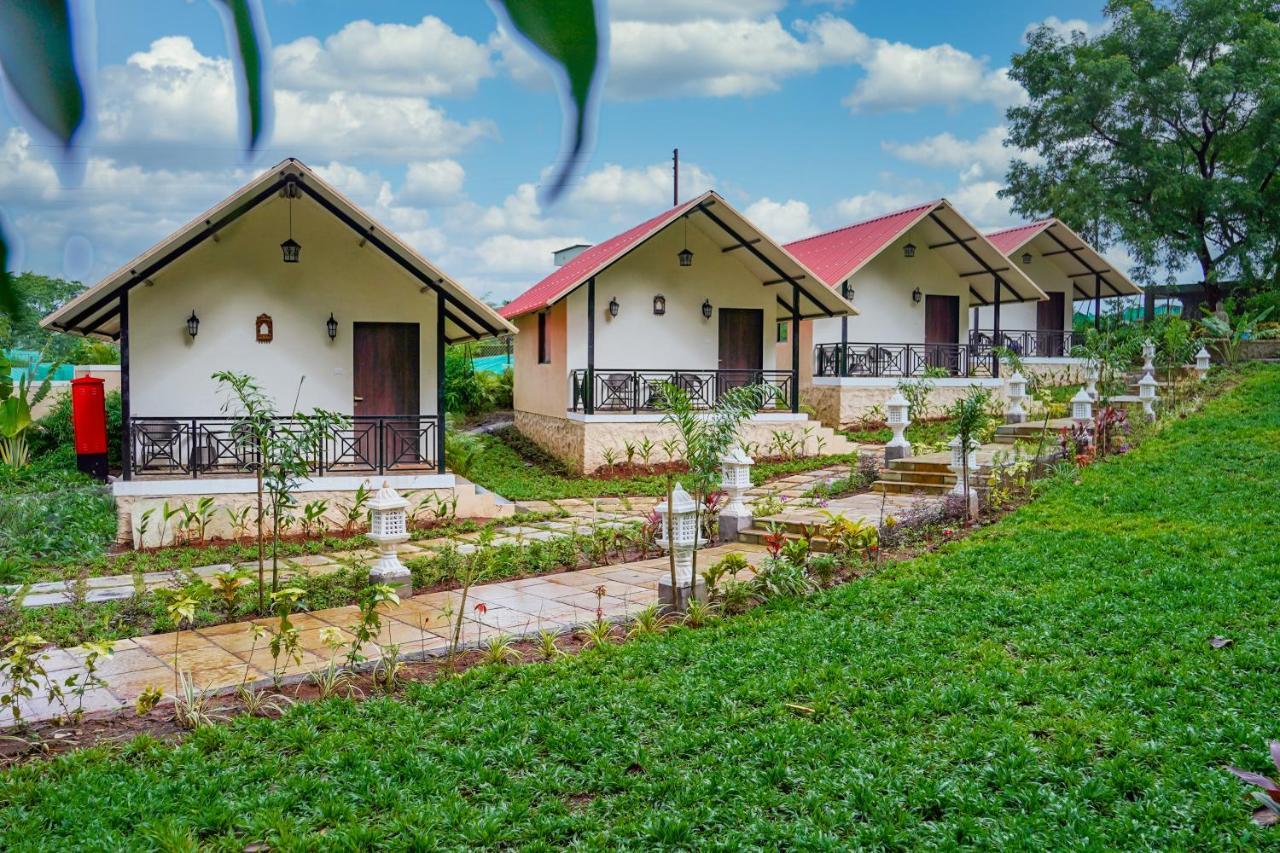 Ninad Homestays Карджат Экстерьер фото