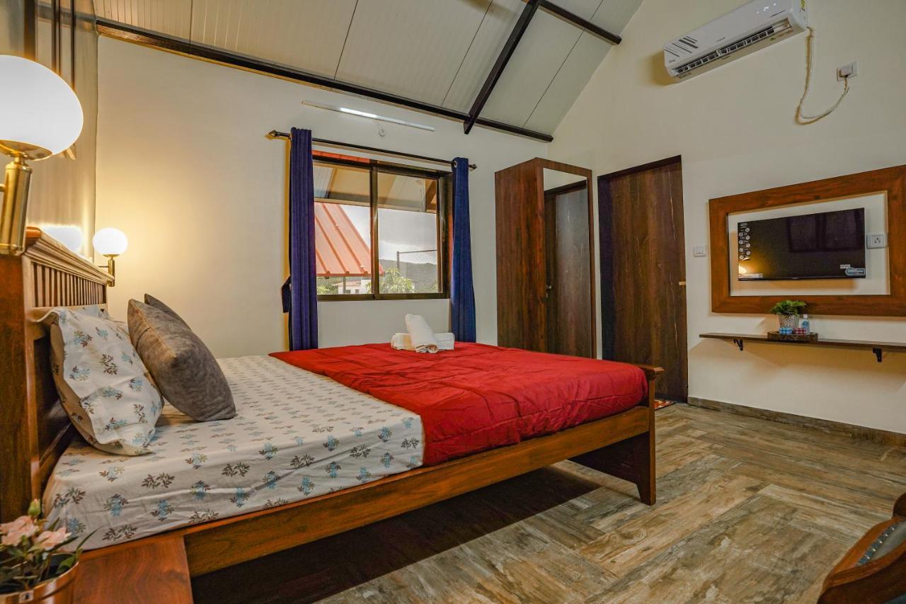 Ninad Homestays Карджат Экстерьер фото