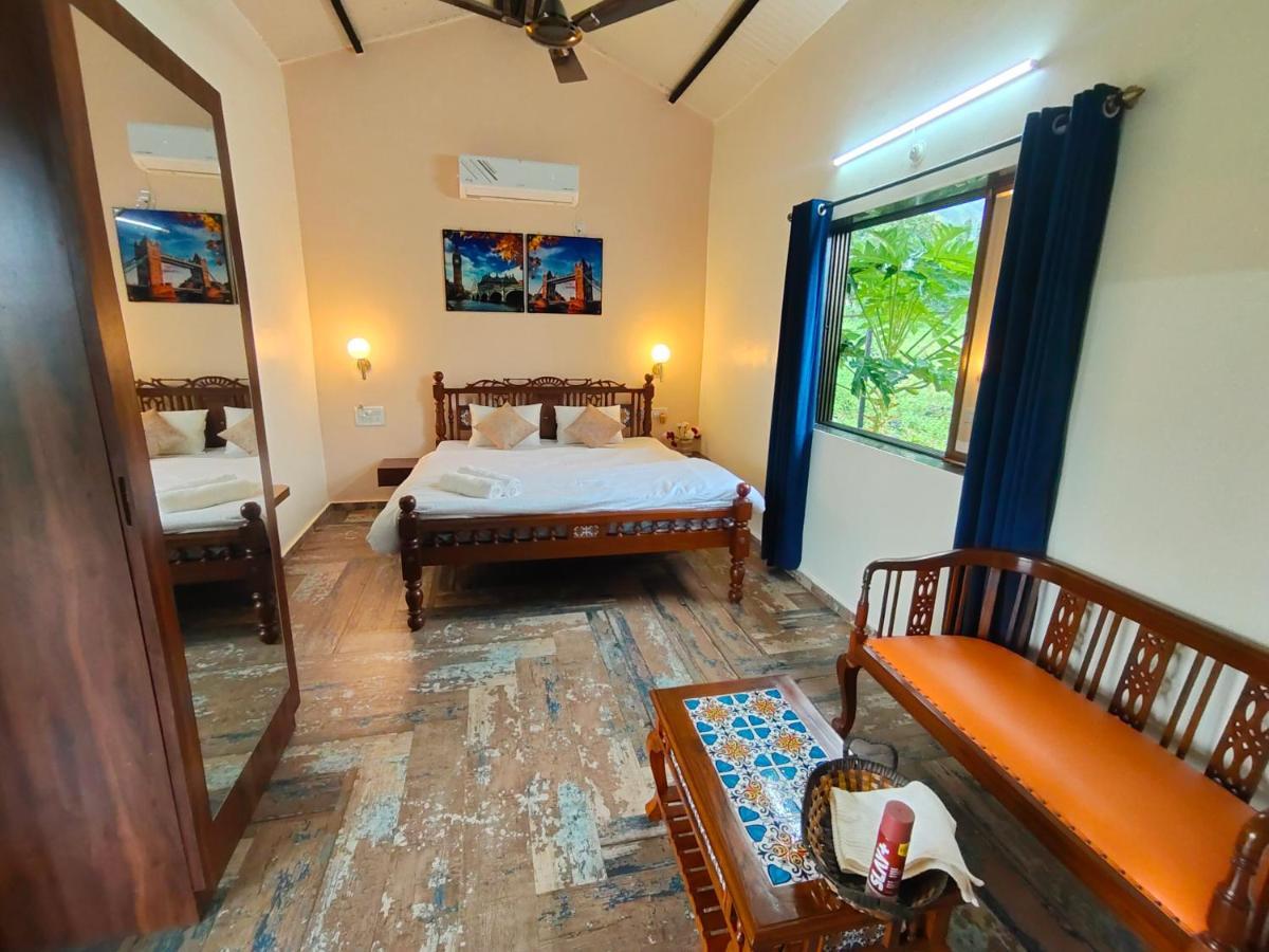 Ninad Homestays Карджат Экстерьер фото