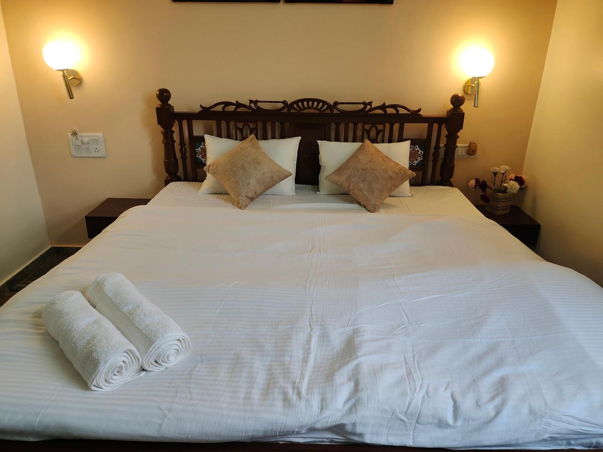 Ninad Homestays Карджат Экстерьер фото
